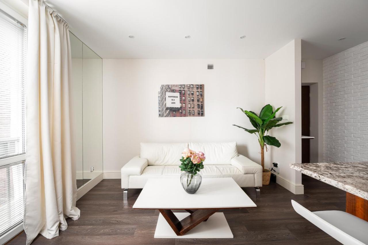 Heart Of 2br Haven Warszawa